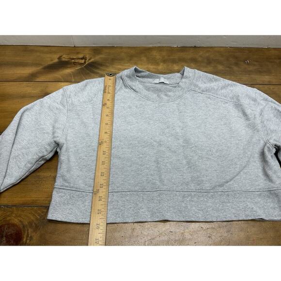 Nuuds Women's Size XS Oversized Crewneck Sweatshirt Cropped Gray - Picture 6 of 10